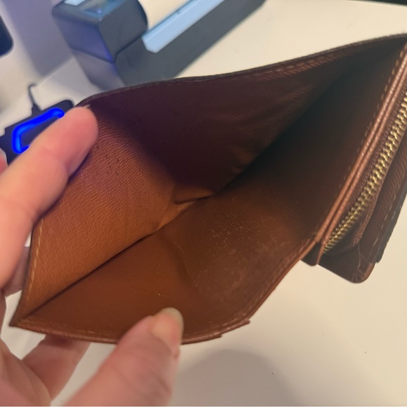 Louis Vuitton Monogram Crossbody with Gold Chain - Picture 12 of 17